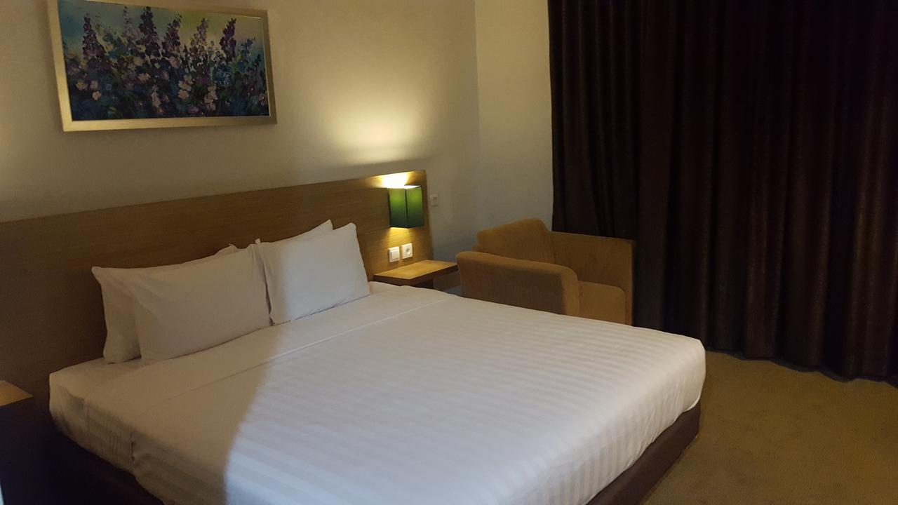 Grand Tembaga Hotel Timika Esterno foto