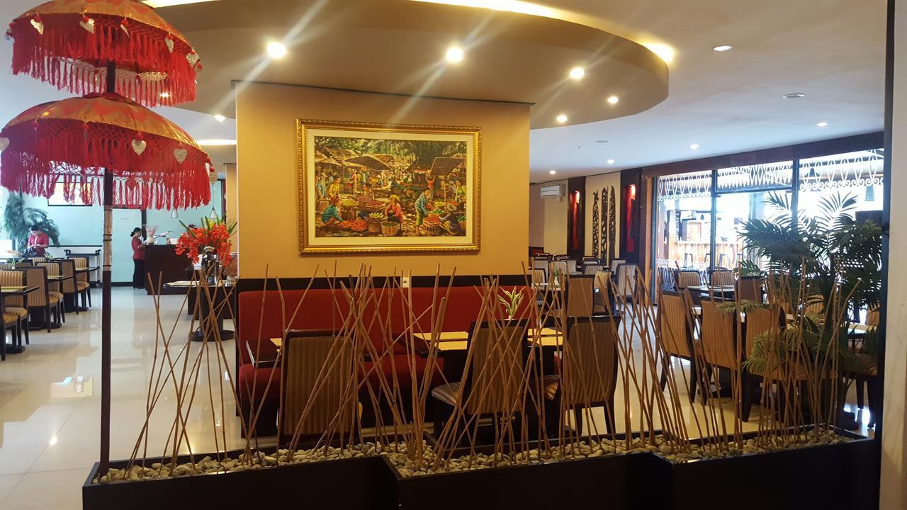 Grand Tembaga Hotel Timika Esterno foto