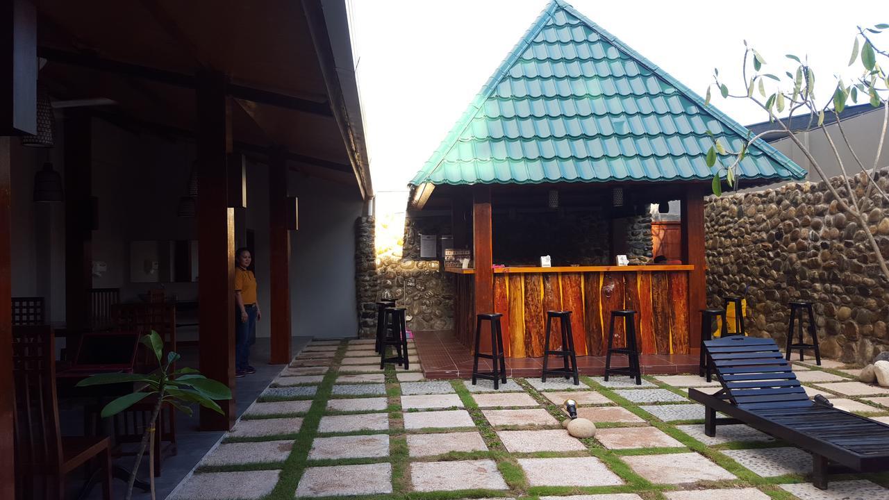 Grand Tembaga Hotel Timika Esterno foto